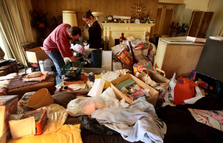 hoarding cleanup services