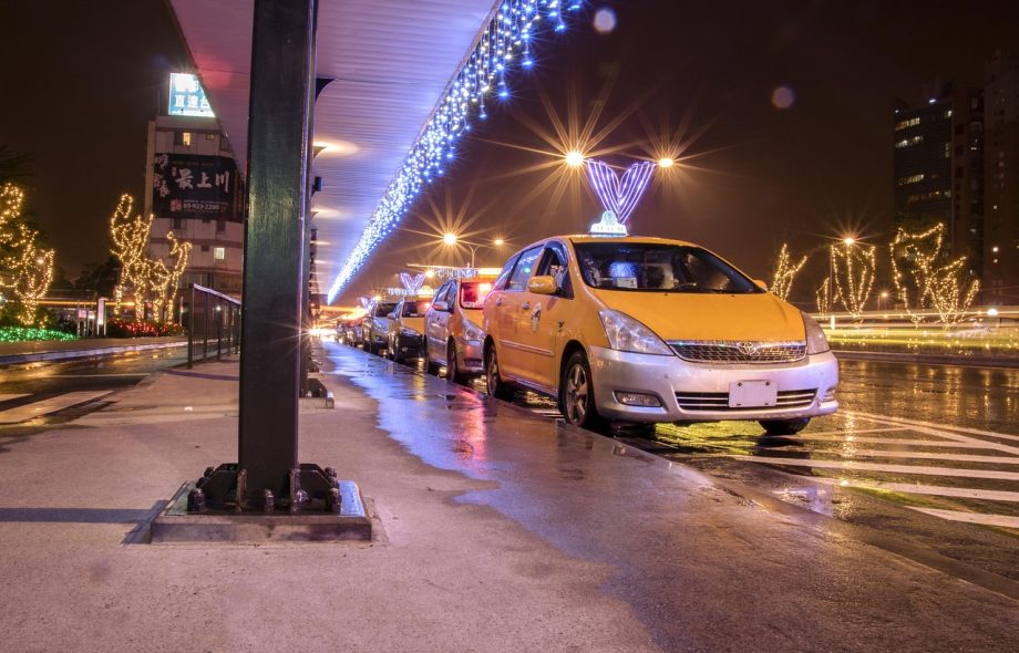 Reading Taxi