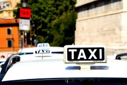 Taxi to Luton Airport