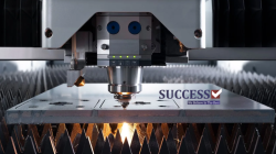 Laser Cutting Machine